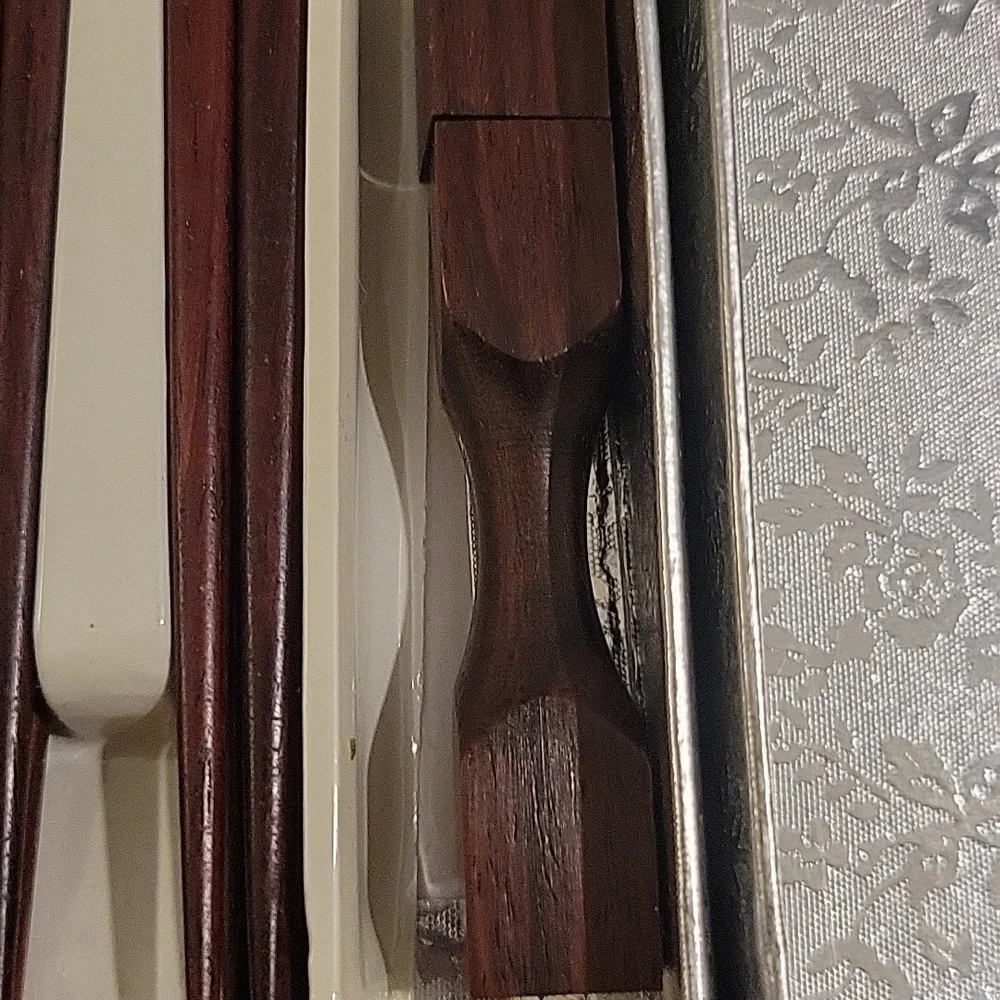 Elegant Brown Chopstick and Spoon Set Of 10